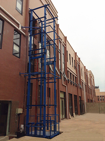 導(dao)軌式液(ye)壓升降(jiang)機