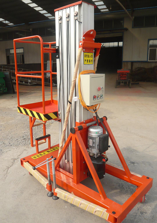 鋁(lü)合金液(ye)壓升降(jiàng)機