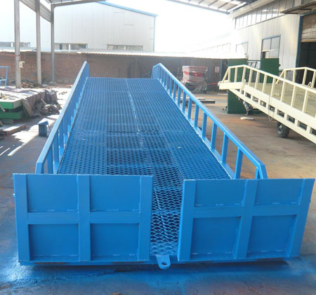 移動式登(deng)車橋